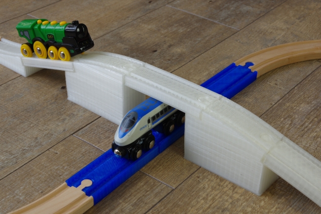 3Dプリンターで製作する線路のおもちゃの新ブランド「ワンレール」